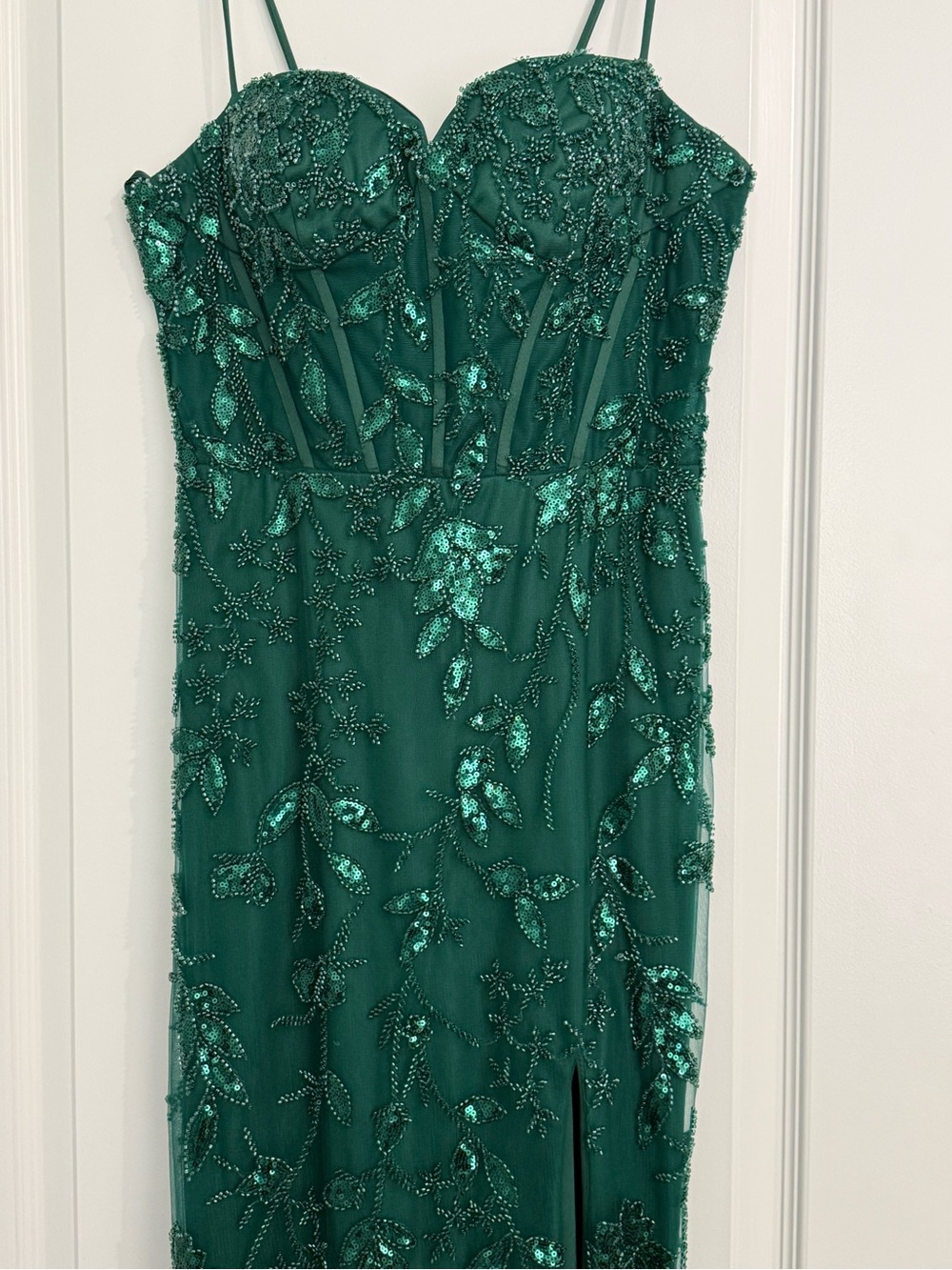 Bridesmaid,Prom,Homecoming Dress: Emerald Green Beaded SweetheartSpaghetti Strap